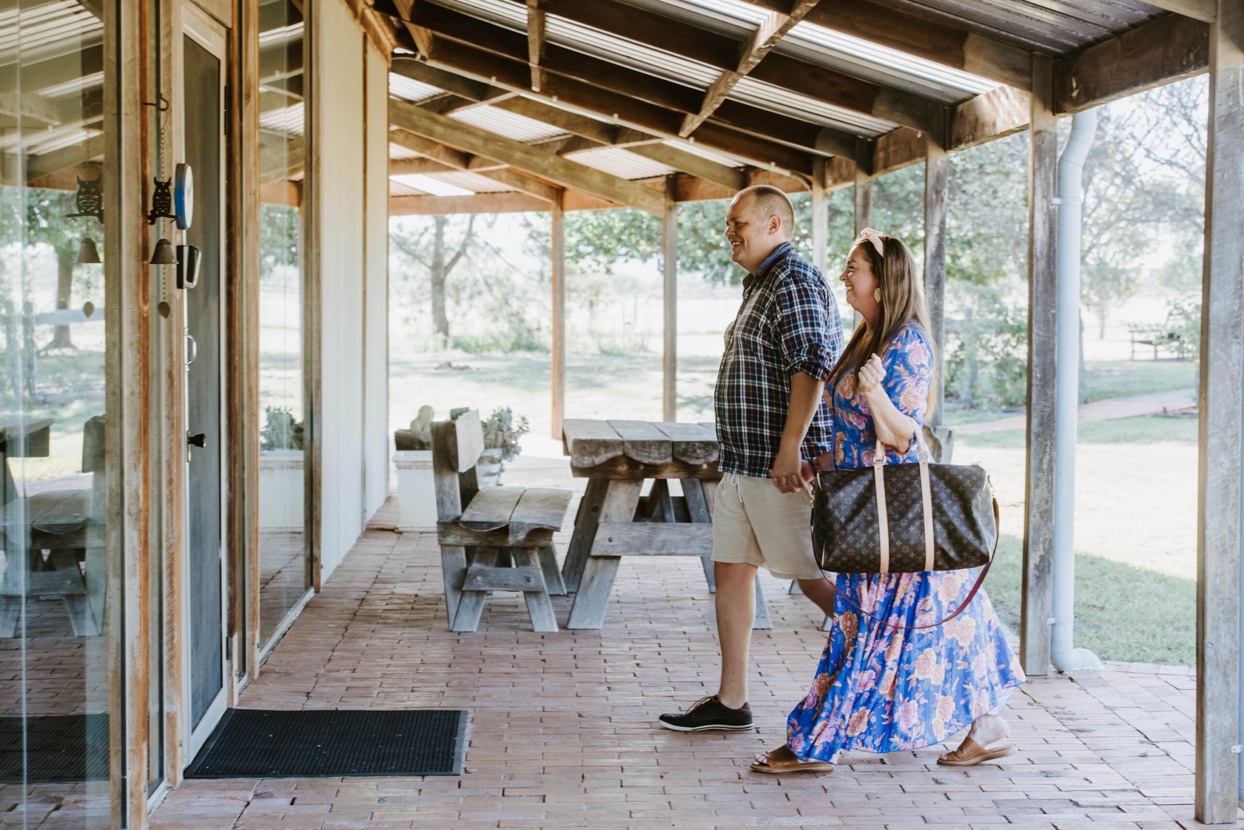 owl head lodge glass cottage accommodation gulgong romantic